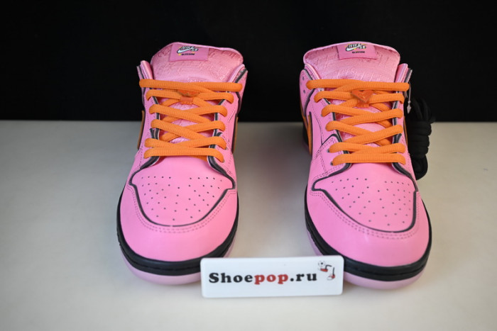 the powerpuff girls x nike sb dunk low blossom fd2631-600