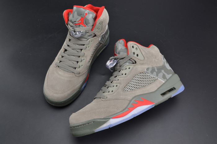 bape x air jordan 5 trophy room“camo” university red mens 136027-051