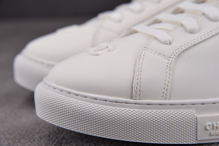 chane* snekaers c000030