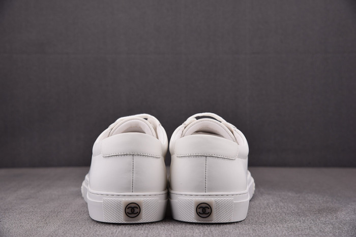 chane* snekaers c000030