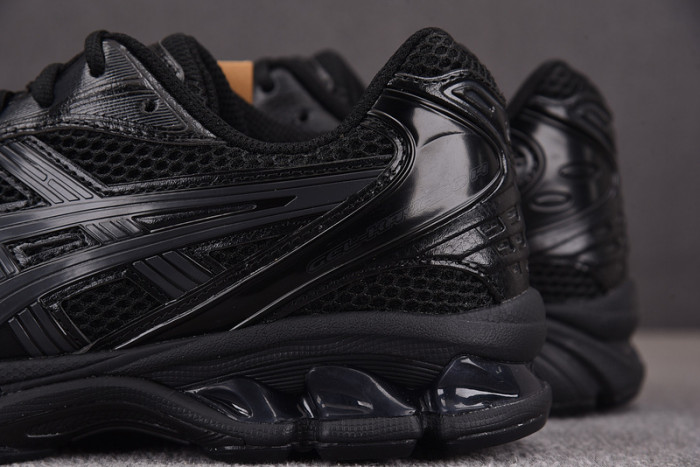 As*ic*s gel-kayano 14 1201a019-001