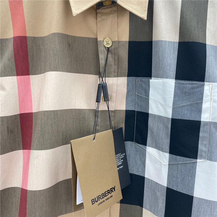 burber*y shirt 47