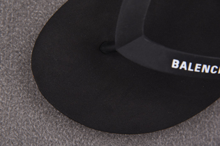 BALENCIAG* SANDAL 68