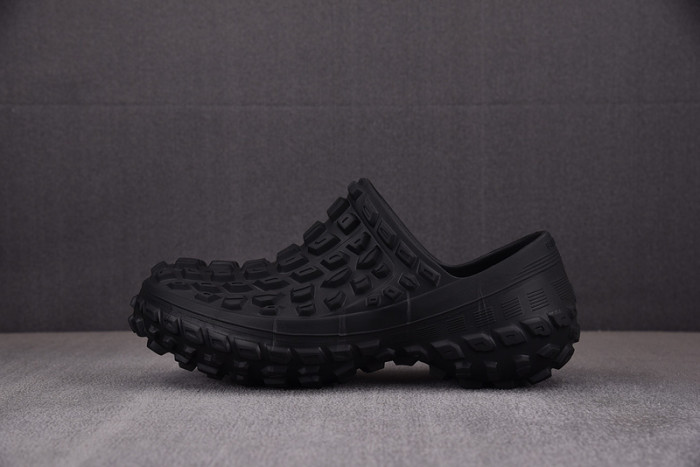 balenciag* sandal 41