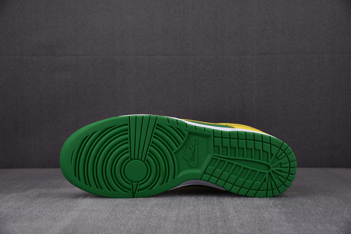 nike dunk low reverse brazil dv0833-300