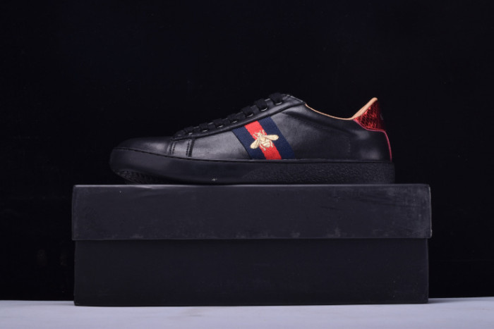 g*u*i ace embroidered low-top sneaker black with bee mens 431942-a38g0