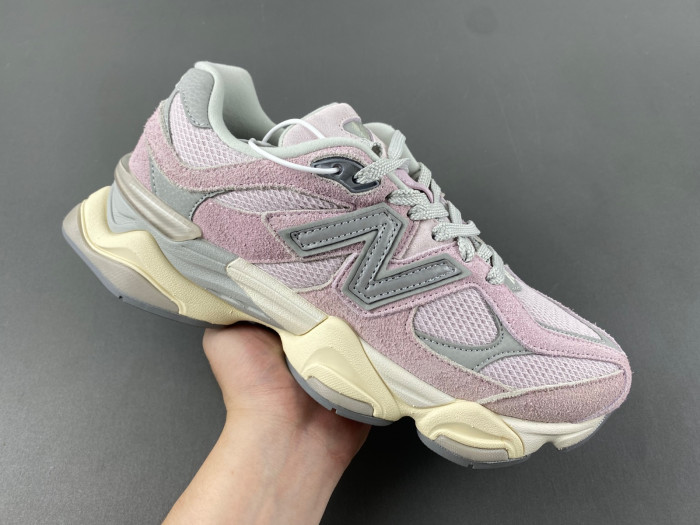 NEW BALANCE 9060 NB000042