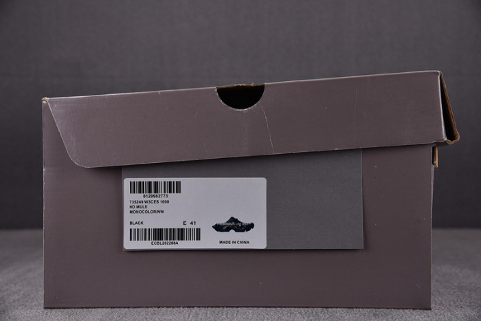 balenciag* sandal 37