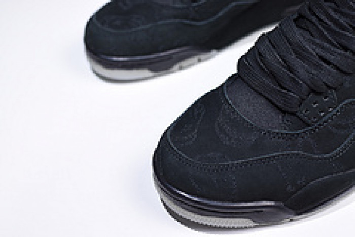 nike air jordan 4 retro kaws black 930155-001
